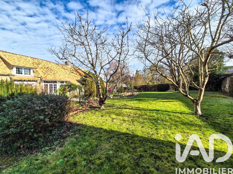 Maison - 240 m² - 7 pièces