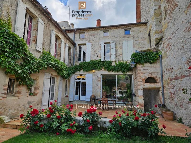 Demeure - 380 m² - 10 pièces