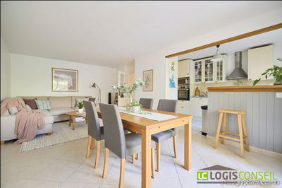 Appartement - 75 m² - 3 pièces