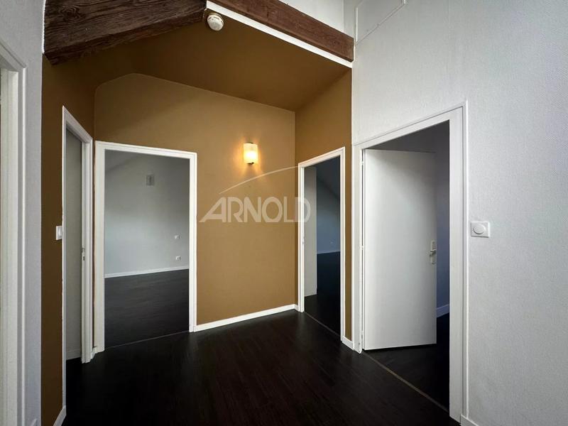 Maison - 193 m² - 7 pièces