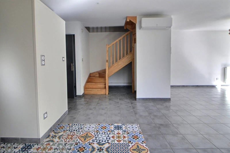 Maison - 99 m² - 4 pièces