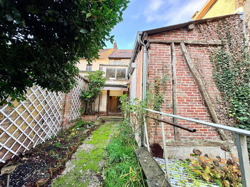 Maison - 110 m² - 4 pièces