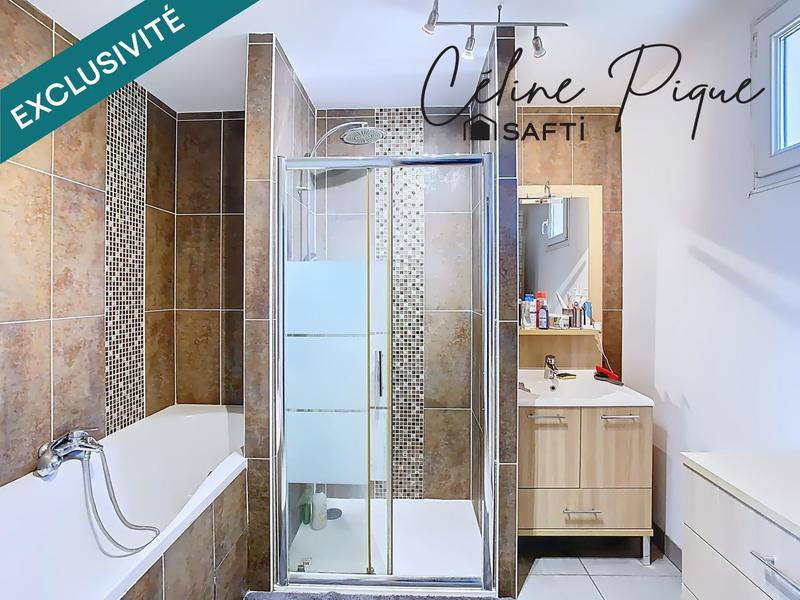 Maison - 152 m² - 9 pièces