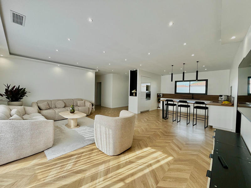 Maison - 125 m² - 5 pièces