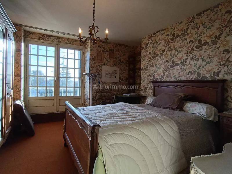 Maison - 166 m² - 7 pièces