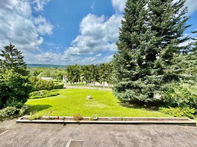 Maison - 200 m² - 7 pièces