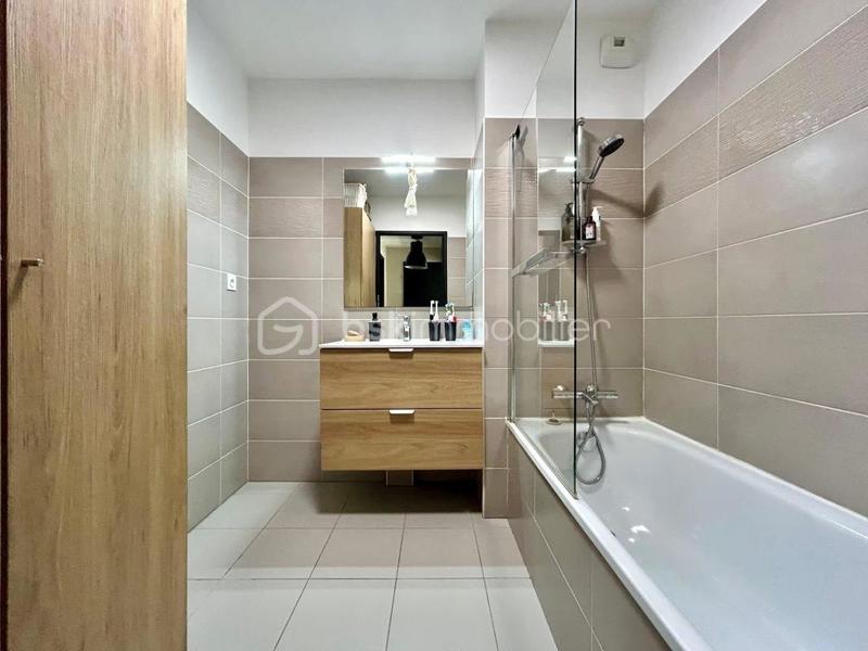 Appartement - 64 m² - 3 pièces