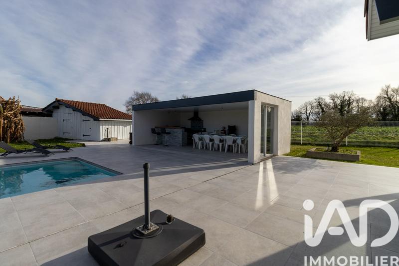 Maison - 160 m² - 6 pièces
