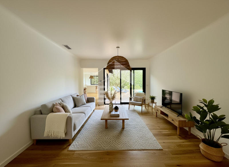 Maison - 141 m² - 7 pièces