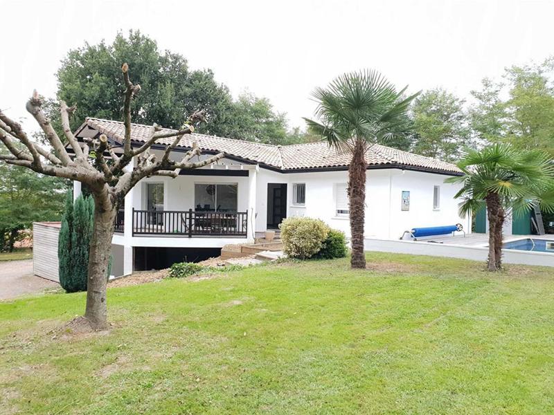 Maison - 150 m² - 6 pièces