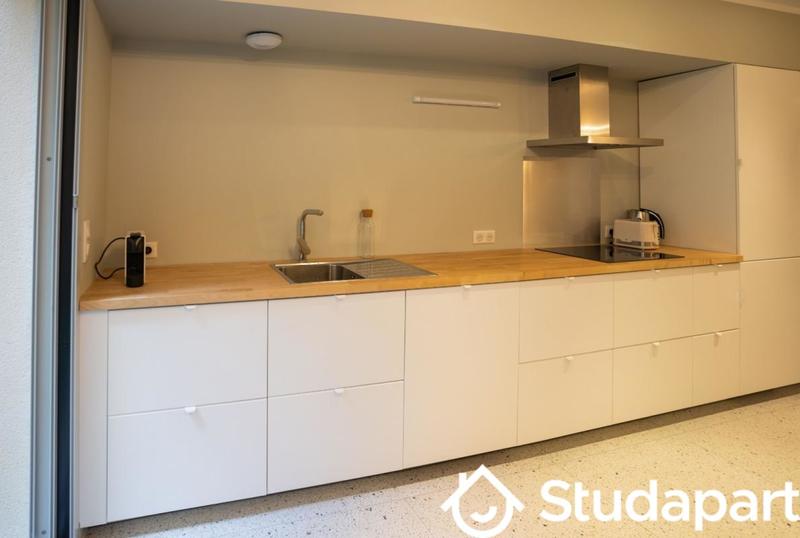 Chambre - 13 m² - 1 pièce