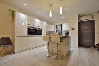 Maison contemporaine - 118 m² - 5 pièces