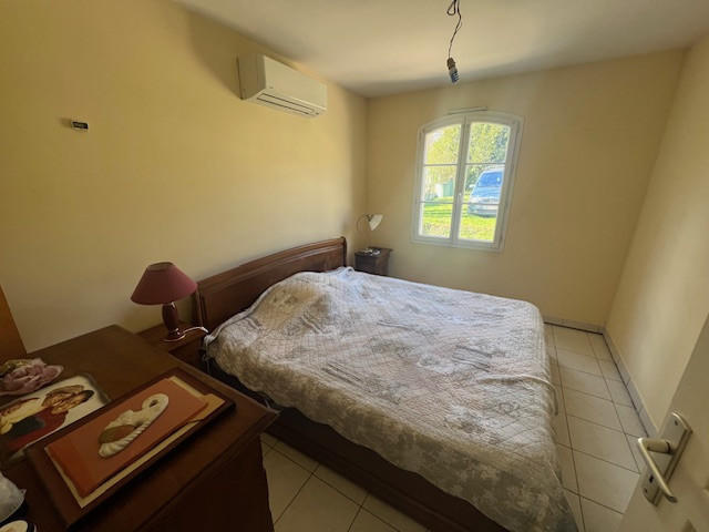 Maison - 121 m² - 8 pièces