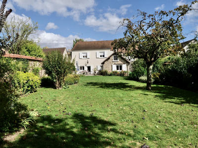 Maison - 145 m² - 6 pièces