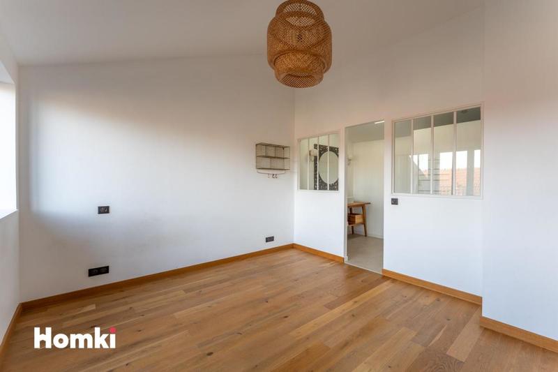 Appartement - 194 m² - 5 pièces