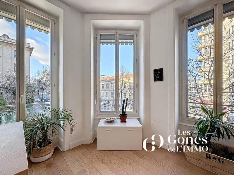 Appartement - 127 m² - 4 pièces