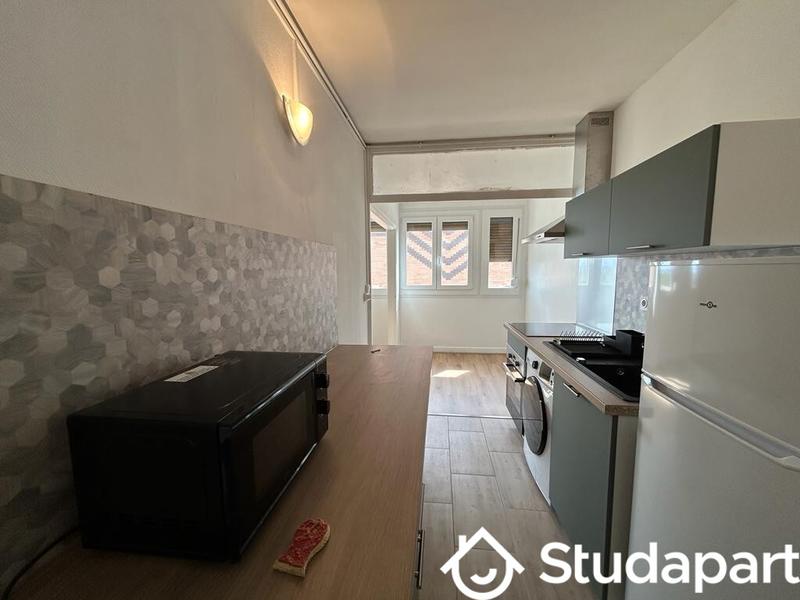 Chambre - 9 m² - 1 pièce