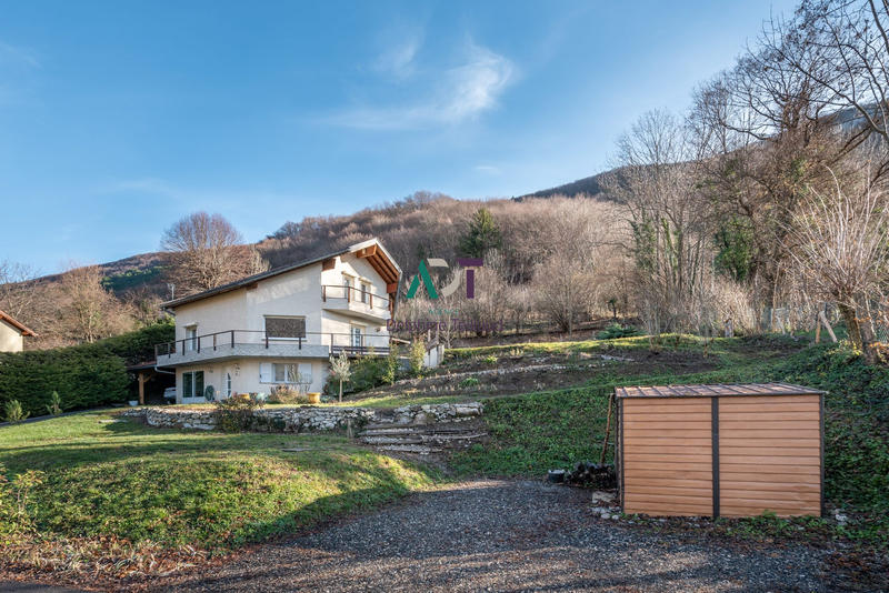 Maison - 158 m² - 6 pièces