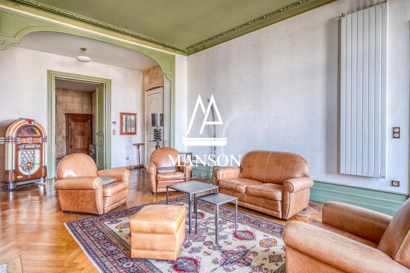 Duplex - 393 m² - 10 pièces