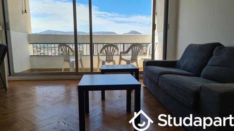 Chambre - 13 m² - 1 pièce