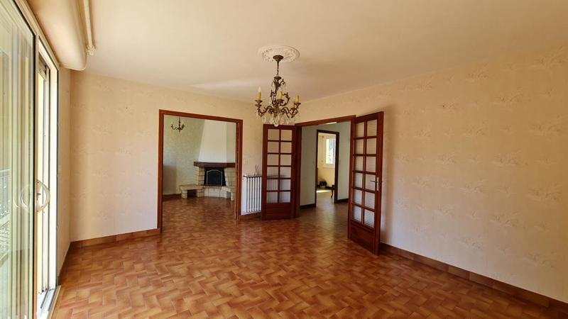 Maison - 130 m² - 8 pièces