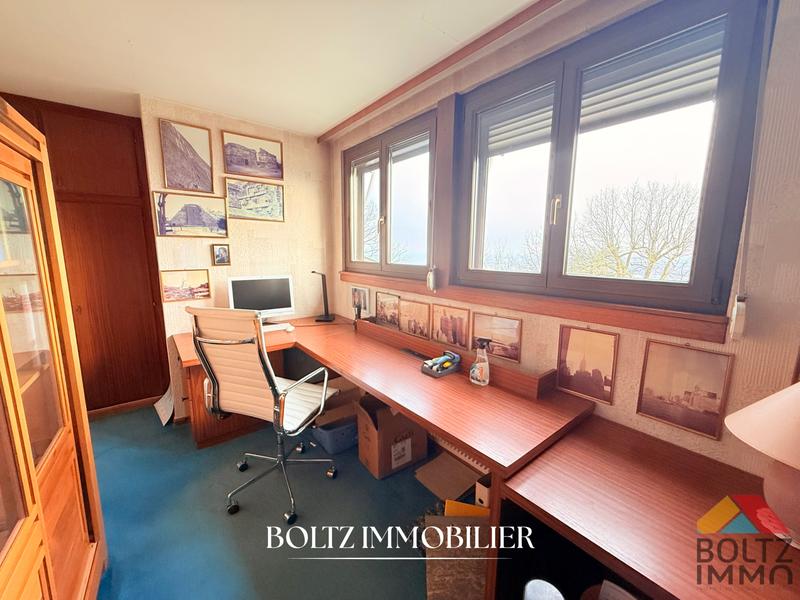 Villa - 199 m² - 8 pièces