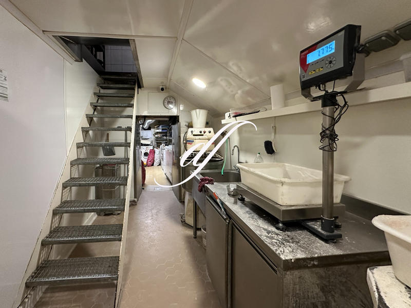 Fonds de commerce - 145 m²