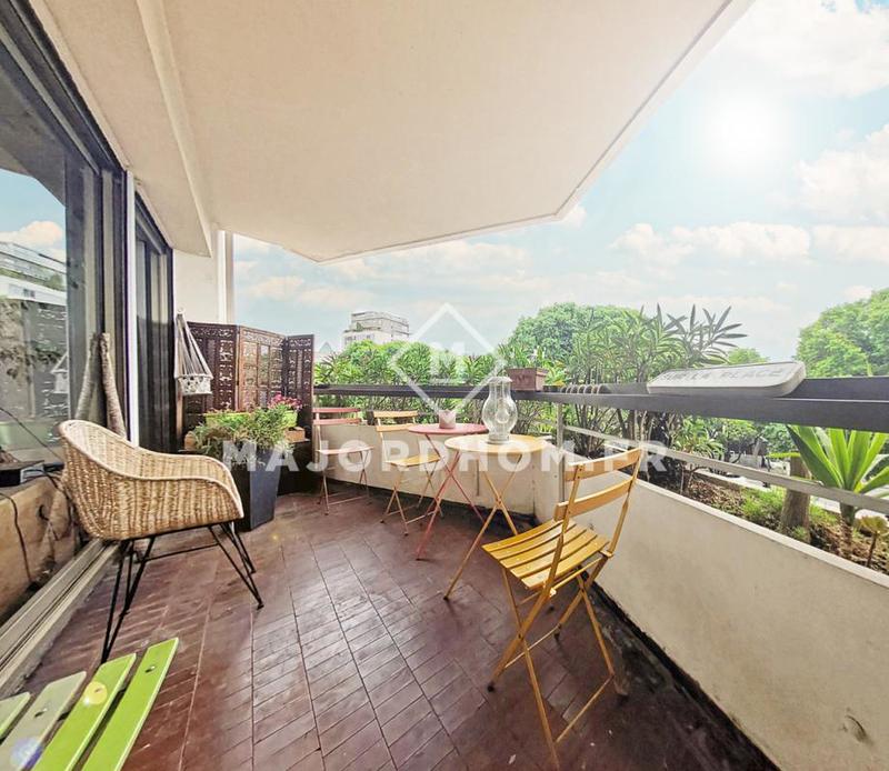 Appartement - 107 m² - 4 pièces