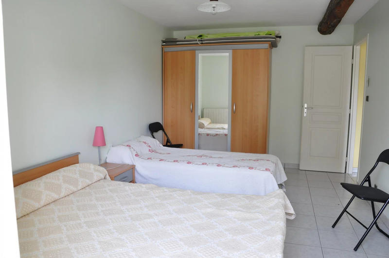 Maison - 218 m² - 8 pièces