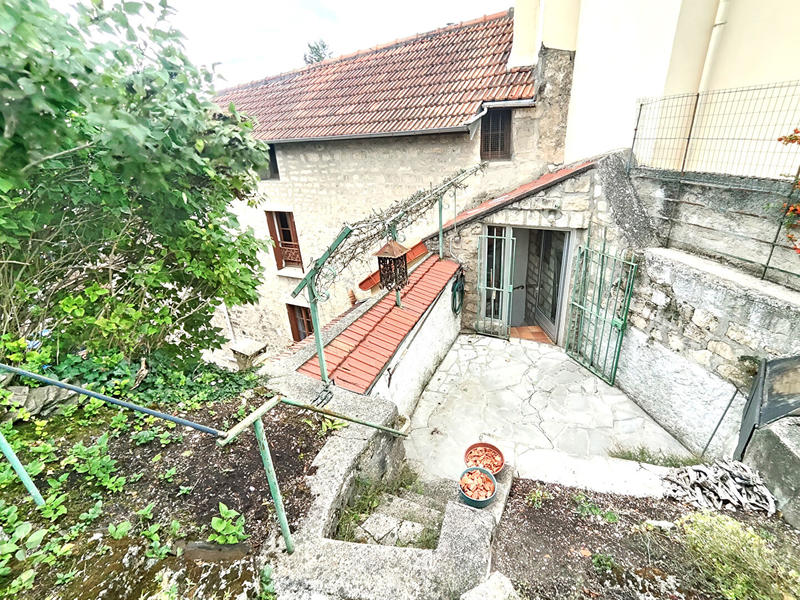 Maison - 100 m² - 6 pièces