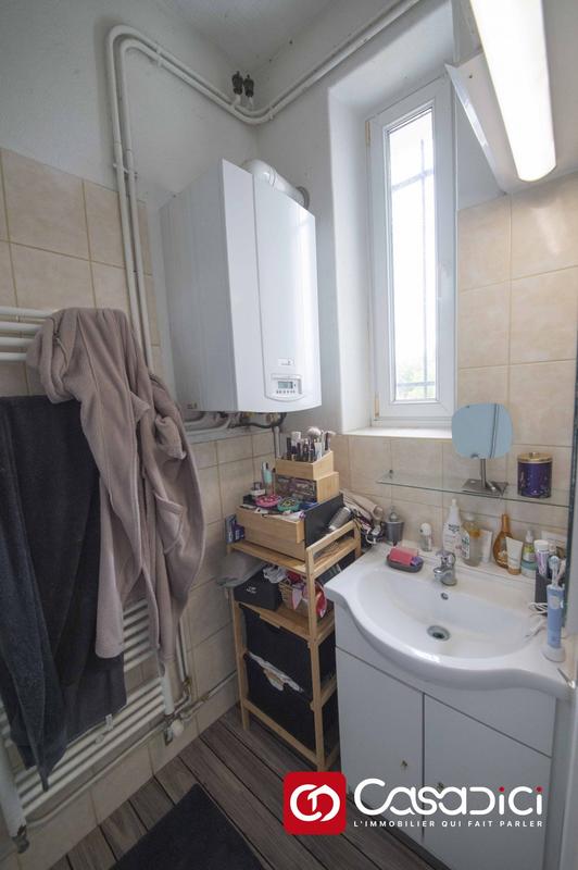 Maison - 98 m² - 6 pièces