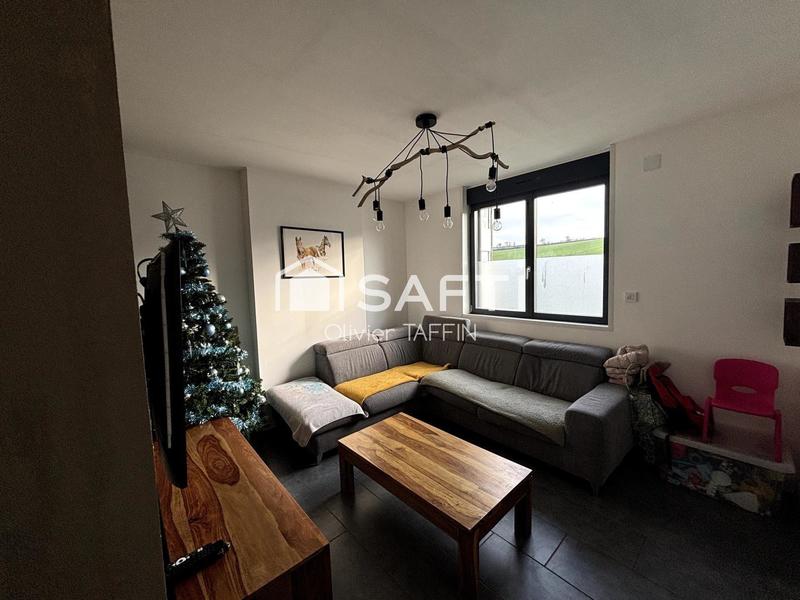 Maison - 93 m² - 6 pièces