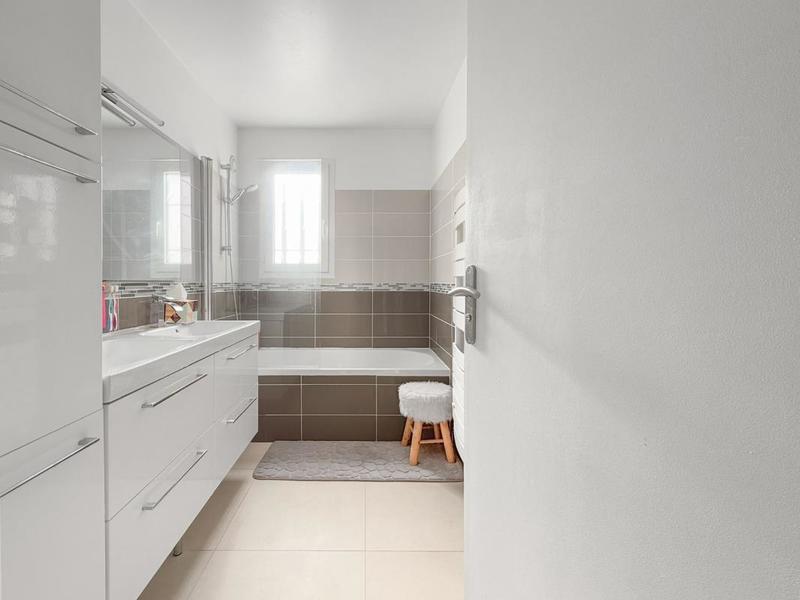 Appartement - 73 m² - 3 pièces