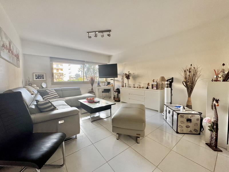 Appartement - 75 m² - 3 pièces