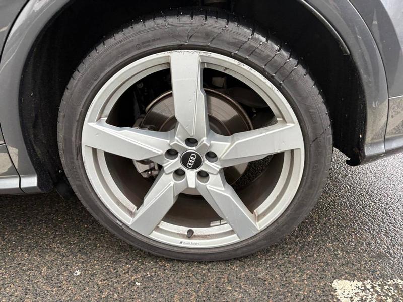 Audi Q5 55 Tfsi e 367 s tronic 7 Quattro s line