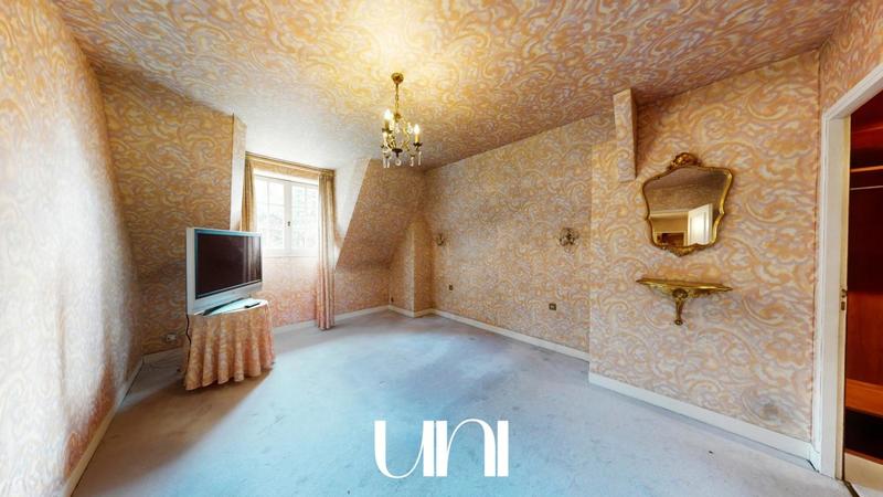 Maison - 165 m² - 5 pièces