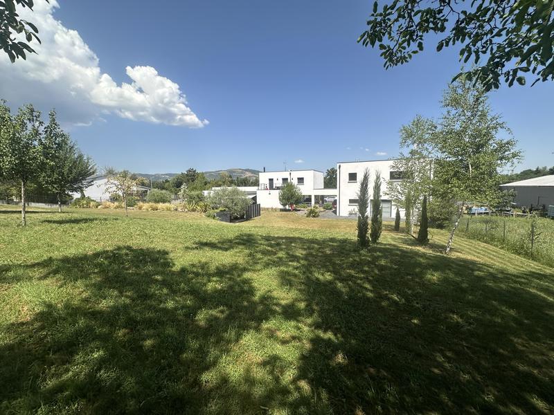 Maison - 206 m² - 7 pièces