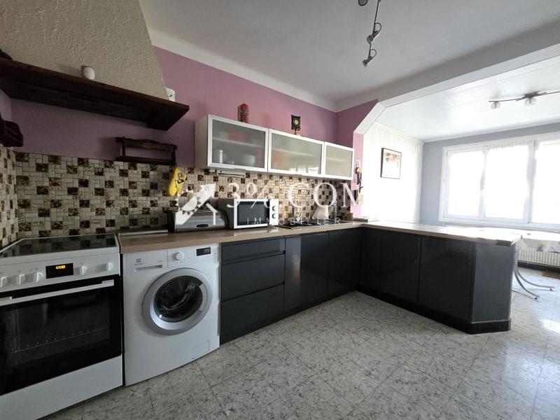 Maison - 88 m² - 5 pièces