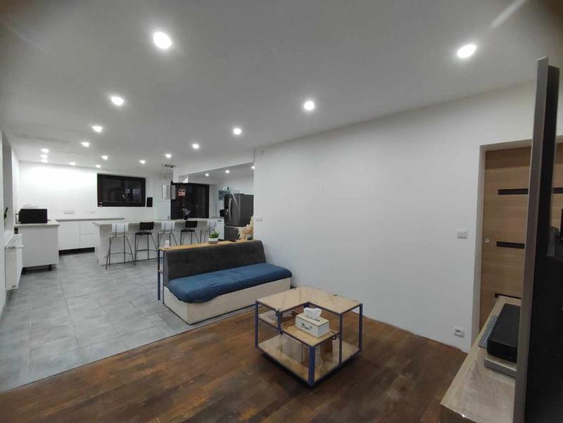 Maison traditionnelle - 125 m² - 5 pièces