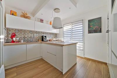 Maison - 138 m² - 6 pièces