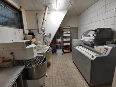Fonds de commerce - 200 m²