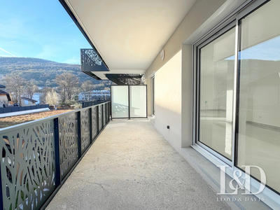 Appartement - 105 m² - 4 pièces