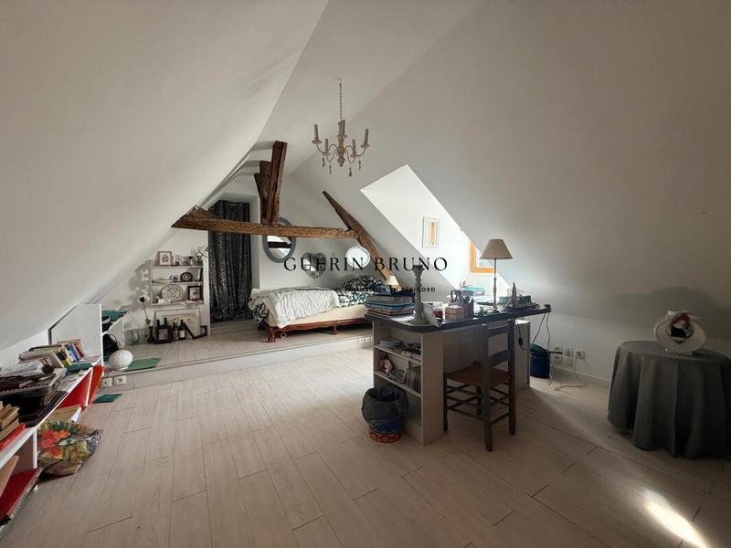 Propriété - 364 m² - 10 pièces