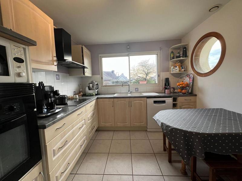 Maison - 111 m² - 7 pièces