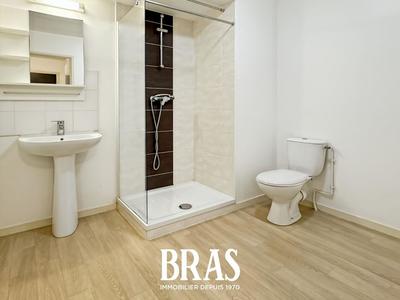 Studio - 38 m² - 1 pièce