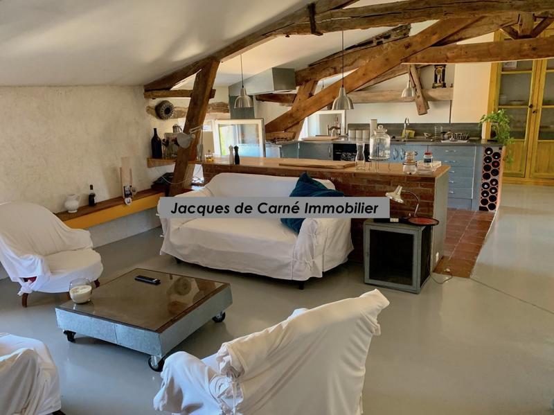 Maison - 380 m² - 12 pièces