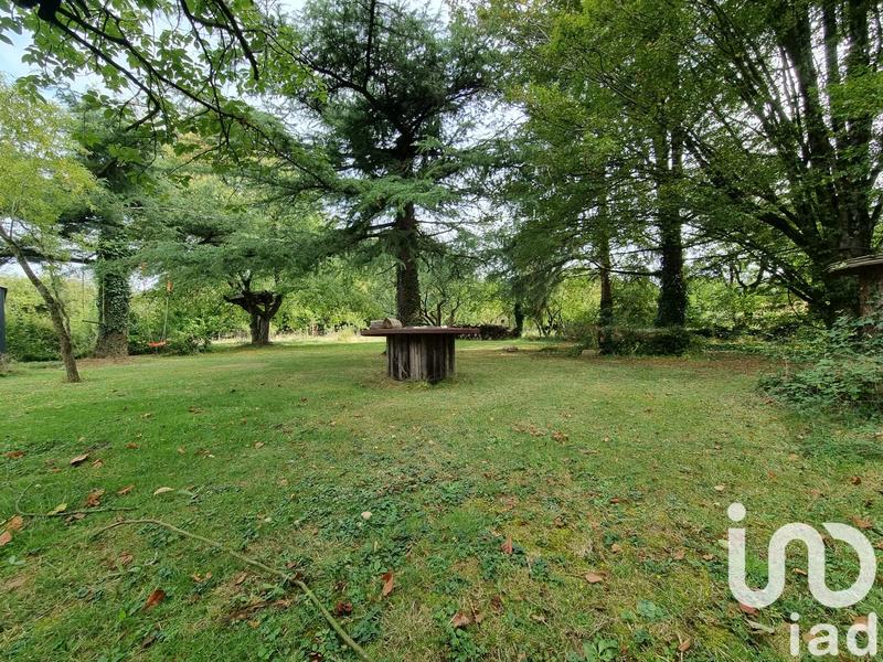 Maison - 305 m² - 10 pièces