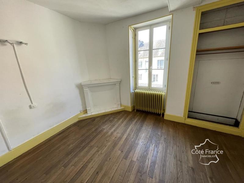 Maison - 196 m² - 8 pièces