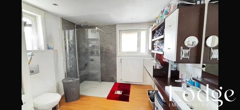 Appartement - 98 m² - 5 pièces