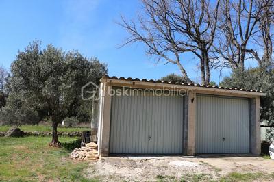 Maison traditionnelle - 111 m² - 5 pièces